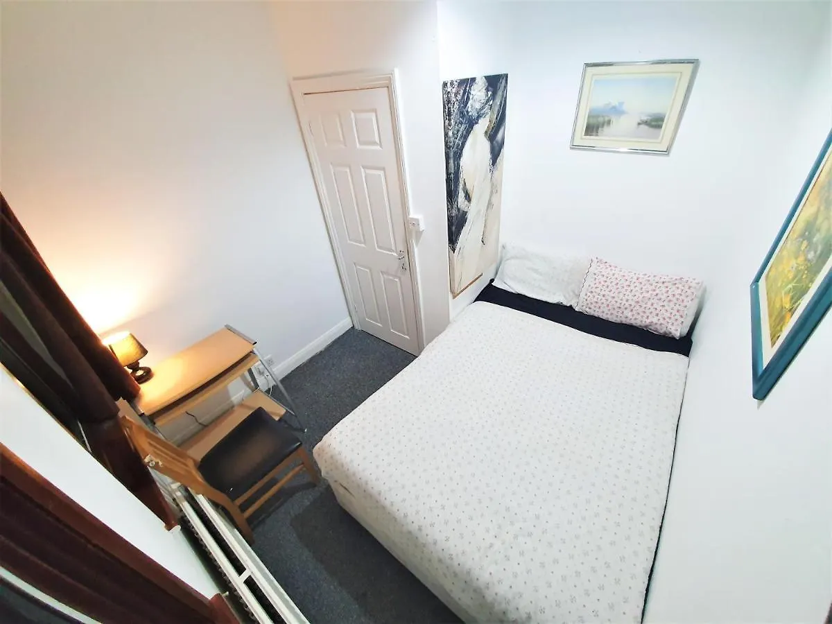 B&B Wellesley Guest Rooms 일포드