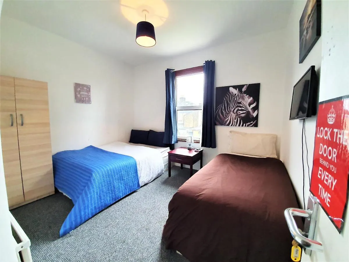 ** B&B Wellesley Guest Rooms 일포드 영국
